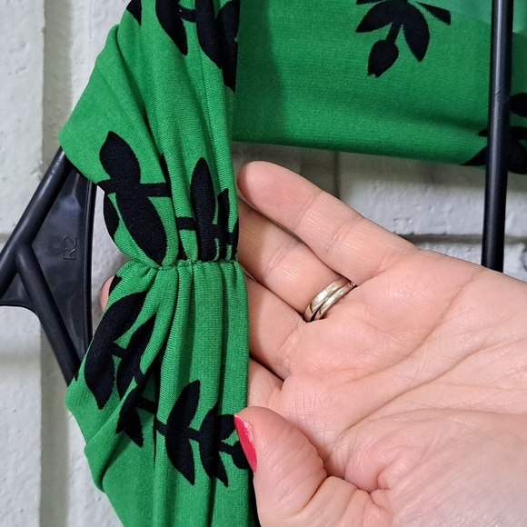 My Michelle Green/Black Gem Detail Formal Halter Dress. Size Medium - Picture 7 of 11